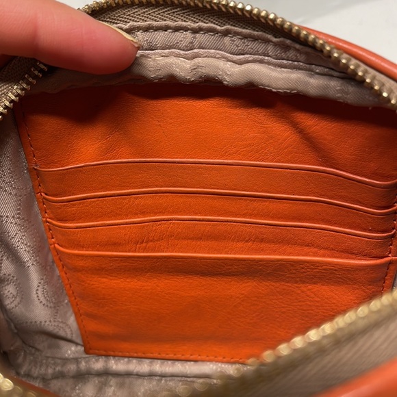 ✨SOLD✨Michael Kors mini crossbody bag - Picture 7 of 13